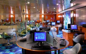 Digital Seas International_Internet-cafe