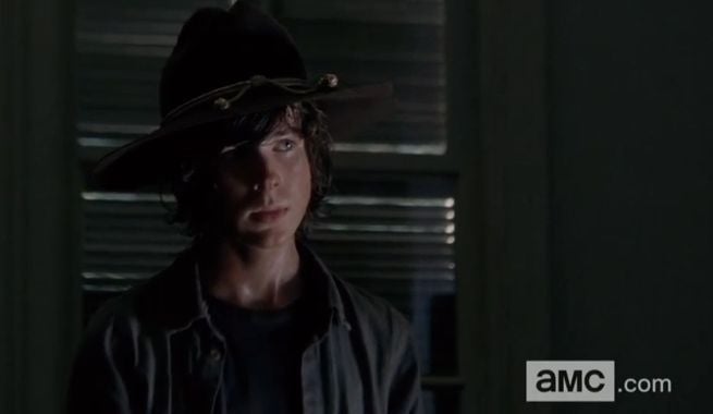 the-walking-dead-crossed-carl