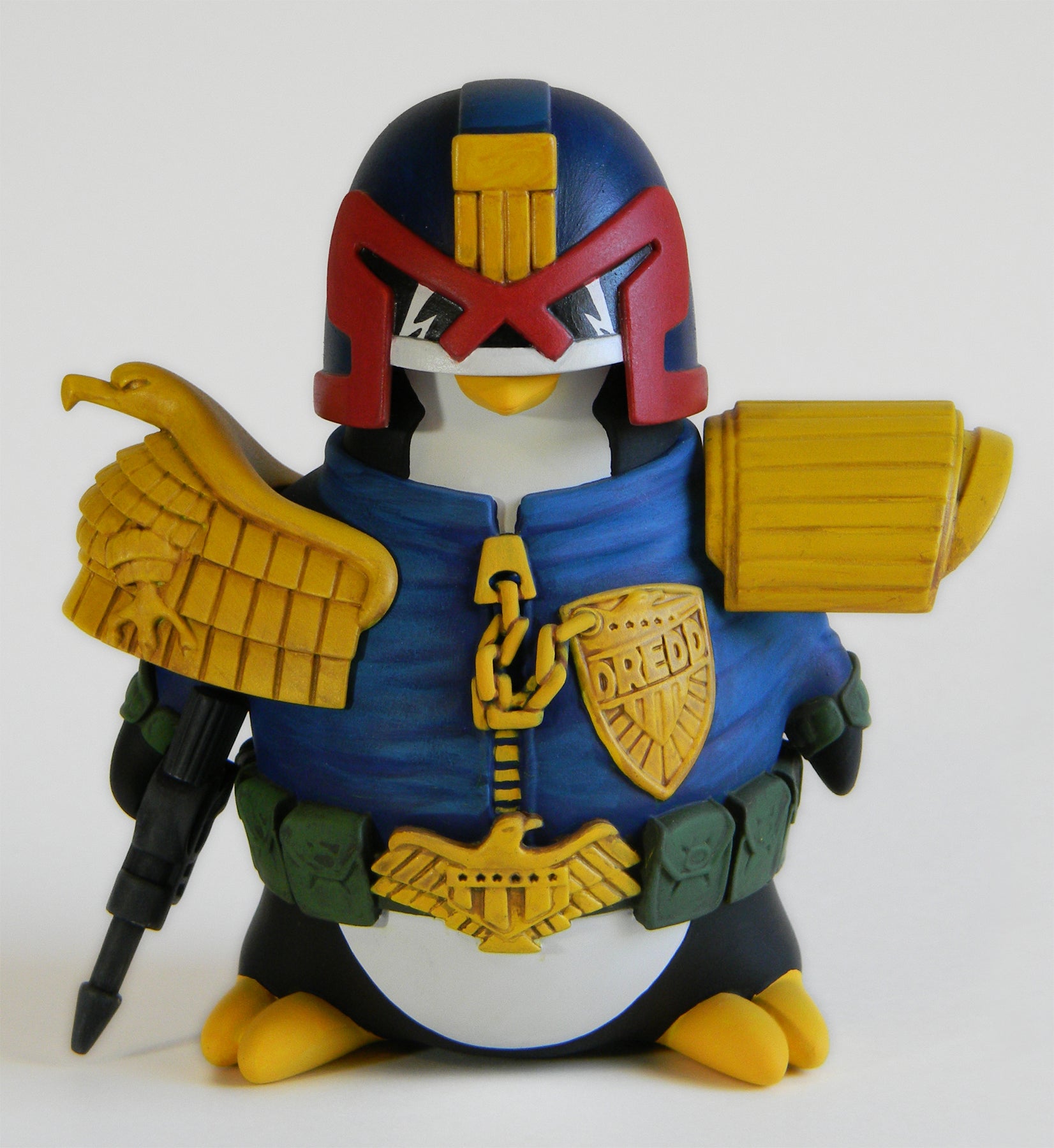 dredd-penguin-1