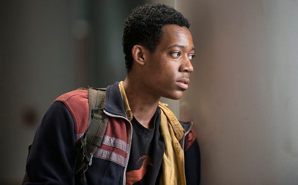 Tyler-James-Williams-The-Walking-Dead 0