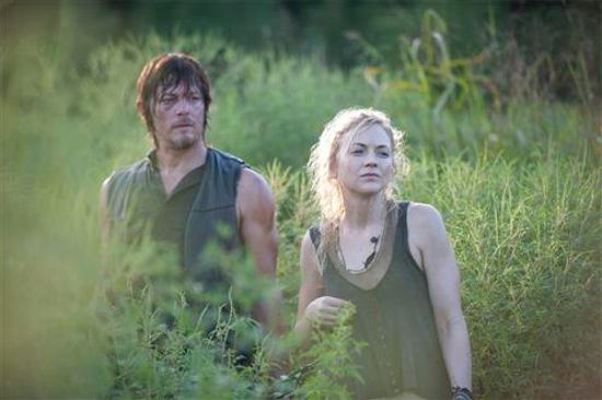The Walking Dead Inmates Beth & Daryl