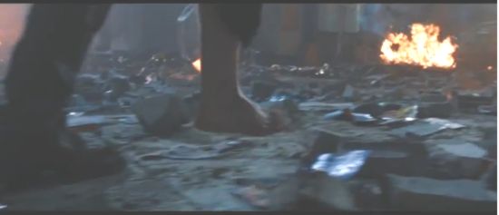 Iron Man 3 bare foot