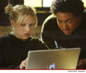 Kristen Bell and Percy Daggs III in Veronica Mars