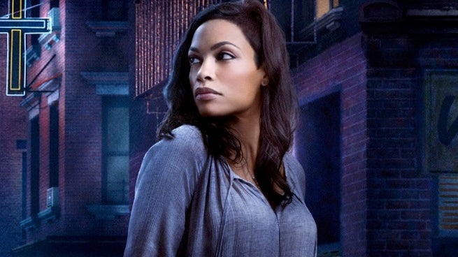 set rosario dawson daredevil netflix