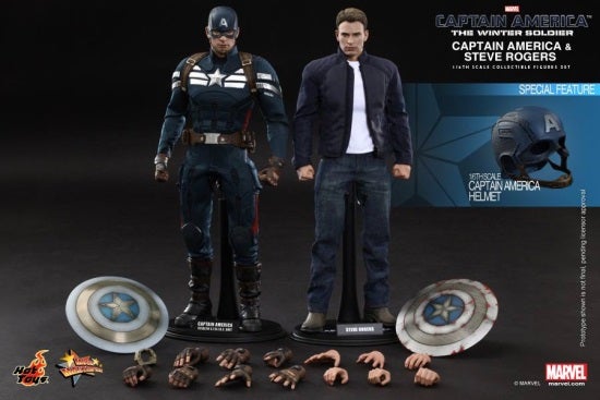 Hot Toys - Captain America and Steve Rogers