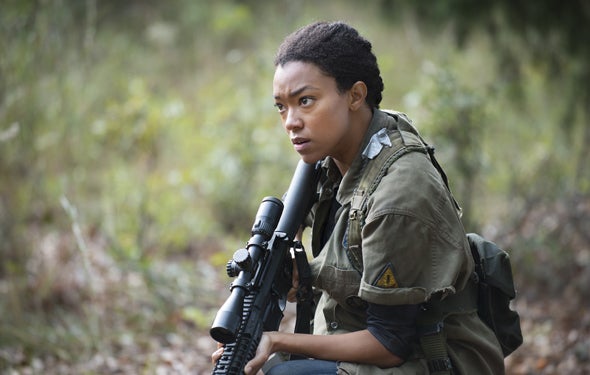 the-walking-dead-episode-513-sasha-martin-green-main-590