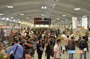 new-york-comic-con-artists-alley-crowd