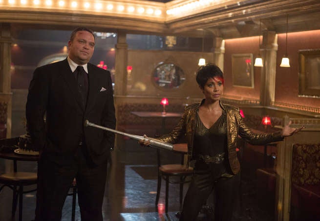 Gotham-ep113_scn36pt3-3_21741_hires1