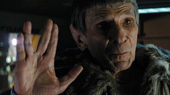 star-trek-2009-abrams-old-spock-leonard-nimoy-vulcan-sign