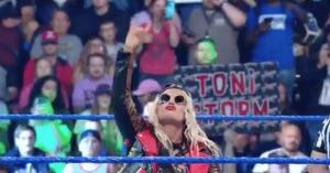 WWE: Toni Storm Debuts on SmackDown