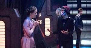 Supergirl: Chyler Leigh Talks Her Favorite Scenes in “Prom Again!”