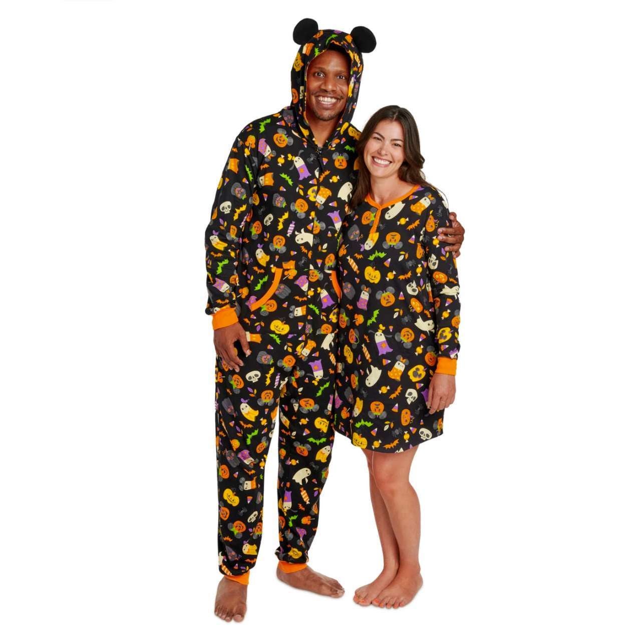 disney-halloween-pajamas