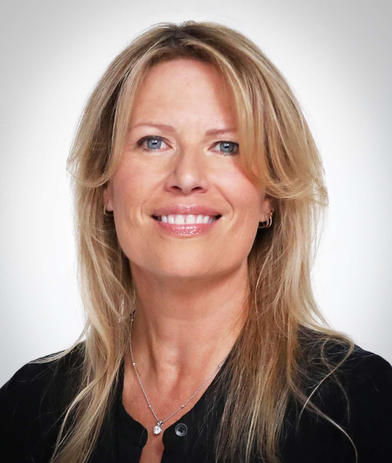 Mary Elizabeth McGlynn Headshot