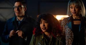 DC’s Legends of Tomorrow: “Back to the Finale: Part II” Photos Released