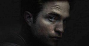 The Batman Star Robert Pattinson Embraces the Origin That “Doesn’t Make Any Sense”