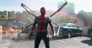Spider-Man: No Way Home Trailer Has Marvel Fans Freaking Out