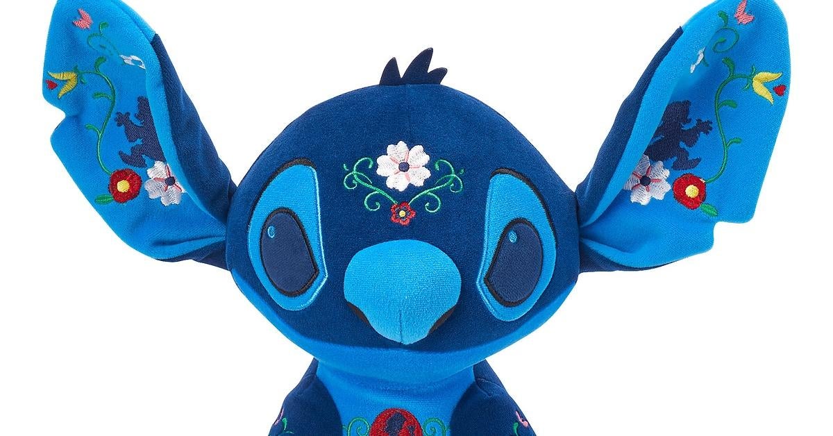 Disney stitch crashes snow white 2024 plush new