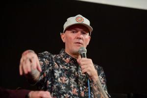 Limp Bizkit Singer Fred Durst Shocks Lollapalooza With Bizarre Appearance