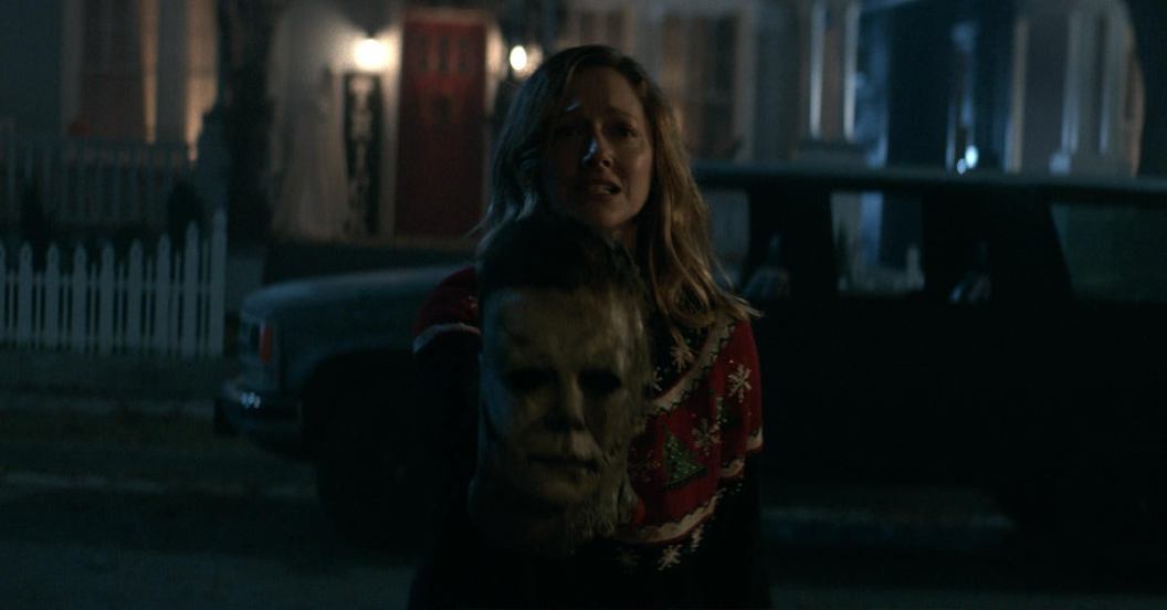 halloween-kills-judy-greer-michael-myers-mask.jpg