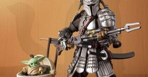 Ronin Mandalorian In Beskar Armor With Grogu Hits the Star Wars Movie Realization Figure Line