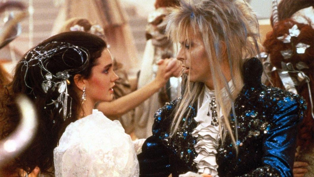 labyrinth-david-bowie-jennifer-connelly-masked-ball.jpg