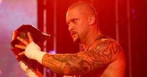 WWE’s Karrion Kross Reveals Idea Behind New Gear and Mask
