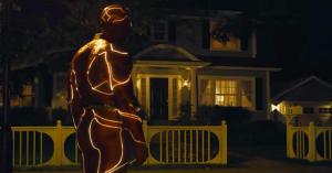 The Flash Director Describes “Emotional” Conflict at the Heart of Time-Travel Turmoil