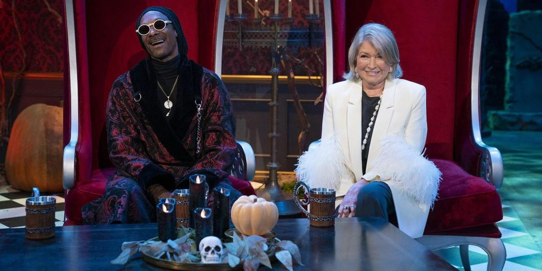 snoop-martha-halloween-peacock.jpg