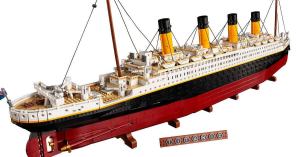 LEGO Creator Expert 10294 The Titanic Is Back In Stock