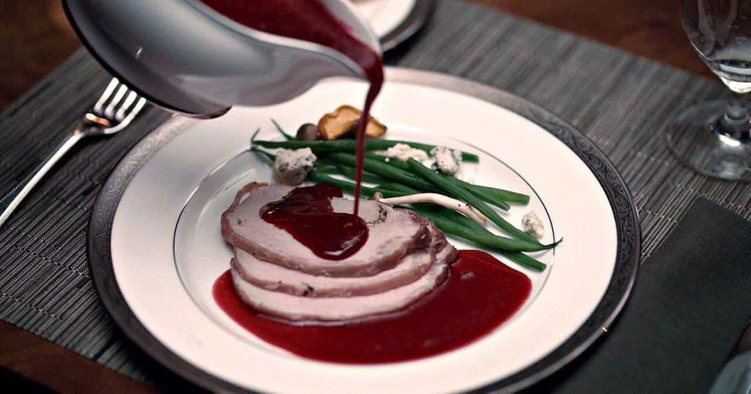 3aa59fa0d1809a97c7d84e99e961ea542c-04-hannibal-food-2x-rsocial-w600.jpg
