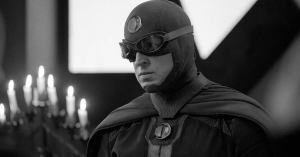 DC’s Stargirl: Alex Collins Teases Doctor Mid-Nite, Perspective on The Shade