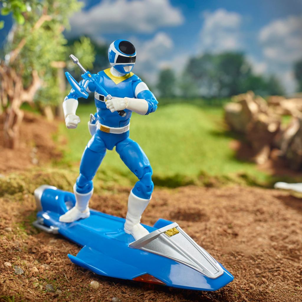 power-rangers-in-space-blue-glider-02.jpg