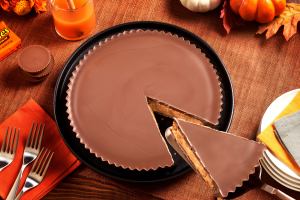 Reese’s Reveals Massive Peanut Butter Cup Pie