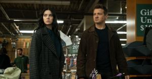 Hawkeye Deleted Scene Shows Kate and Clint Buying A TON of Ammo for Trick Arrows