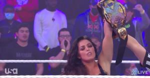 WWE NXT’s Mandy Rose Retains NXT Women’s Title at New Year’s Evil