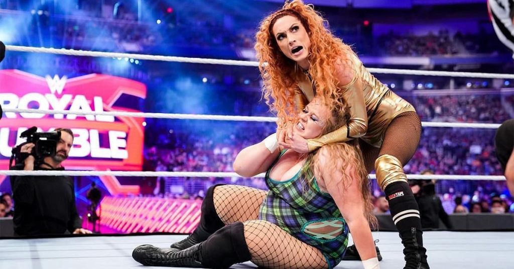 wwe-doudrop-becky-lynch-rumble.jpg