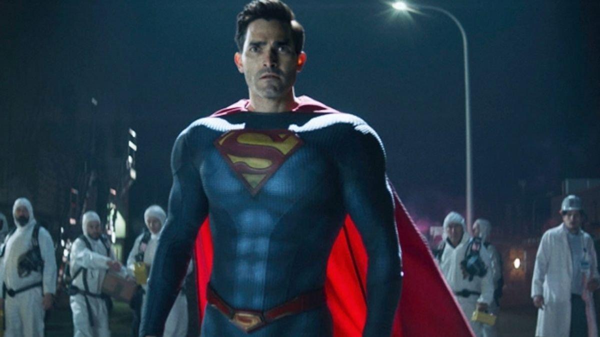 How Superman & Lois Suit’s Went from the Worst to the Best Live-Action Supersuit