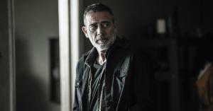 The Walking Dead’s Jeffrey Dean Morgan Reacts to Negan Goof: “Oops”