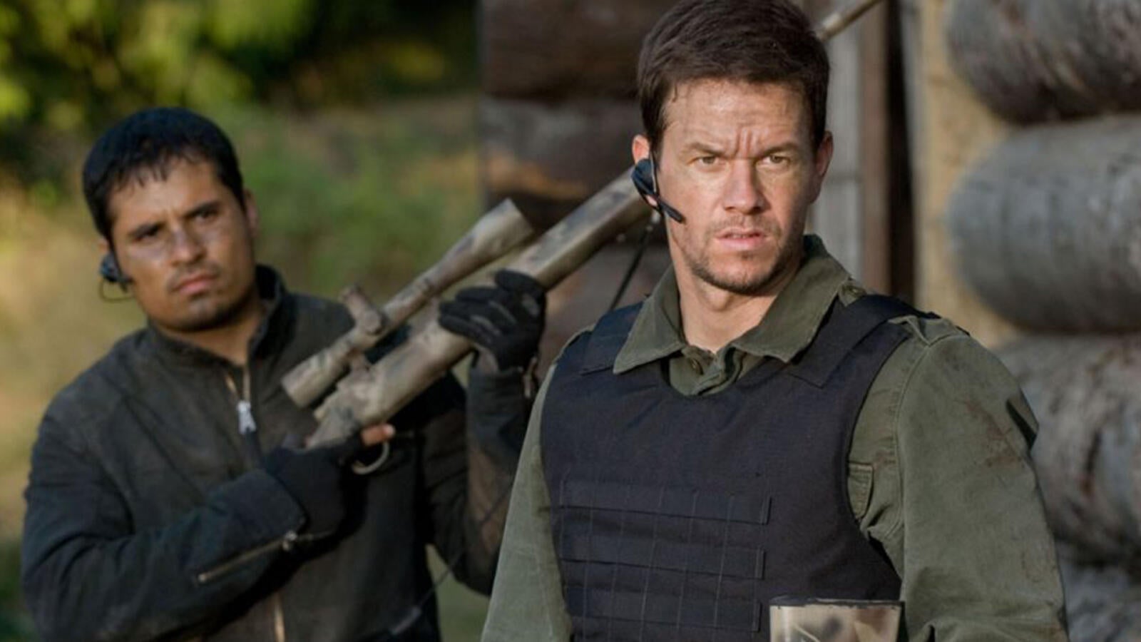 Fan-Favorite Mark Wahlberg Movie Making Waves on Netflix 15 Years After  Release - ComicBook.com