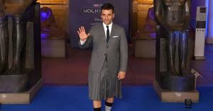 Moon Knight Fans Can’t Get Enough of Oscar Isaac’s Kilt at the Disney+ Premiere