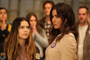 Superman & Lois: Emmanuelle Chriqui Teases What’s Next for Lana and Clark