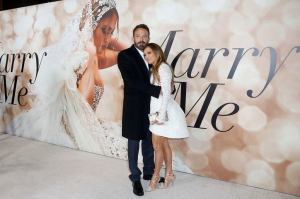 Jennifer Lopez Reveals Details of Ben Affleck’s Bubble Bath Proposal