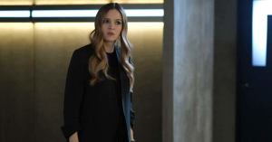 Is The Flash Preparing to Kill Caitlin Snow?