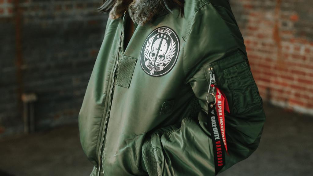 call-of-duty-x-alpha-industries-b-15-flight-jacket-patch-tags.jpg