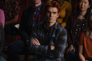 Riverdale: “Chapter One Hundred and Five: Folk Heroes” Photos Released