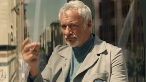 Star Trek: Picard Easter Egg Allows Viewers to Get Mocked by Q
