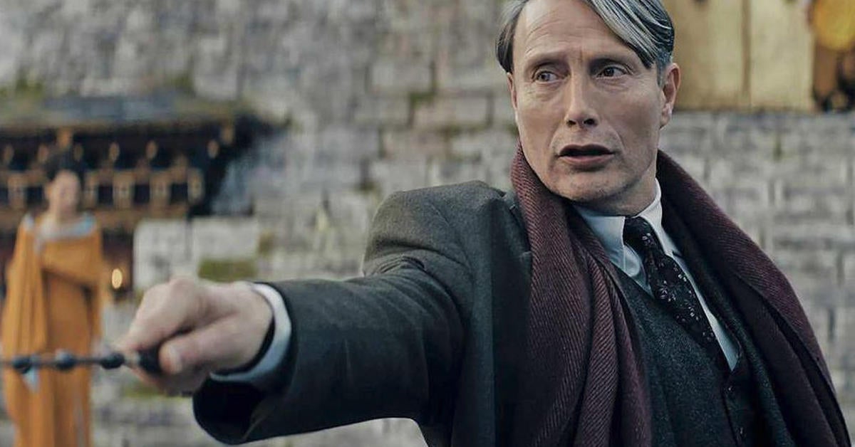 Fantastic Beasts Mads Mikkelsen Reveals How He Took Over For Johnny(00)