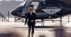 Tom Cruise Arrived at the Top Gun: Maverick Premiere Piloting a Helicopter
