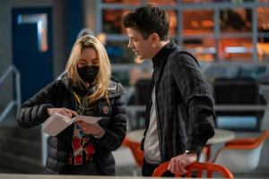 The Flash: Caity Lotz Directs in “The Curious Case of Bartholomew Allen” Photos
