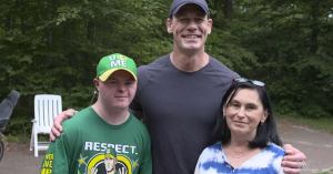WWE’s John Cena Meets Amazing Mother and Son who Escaped Ukraine